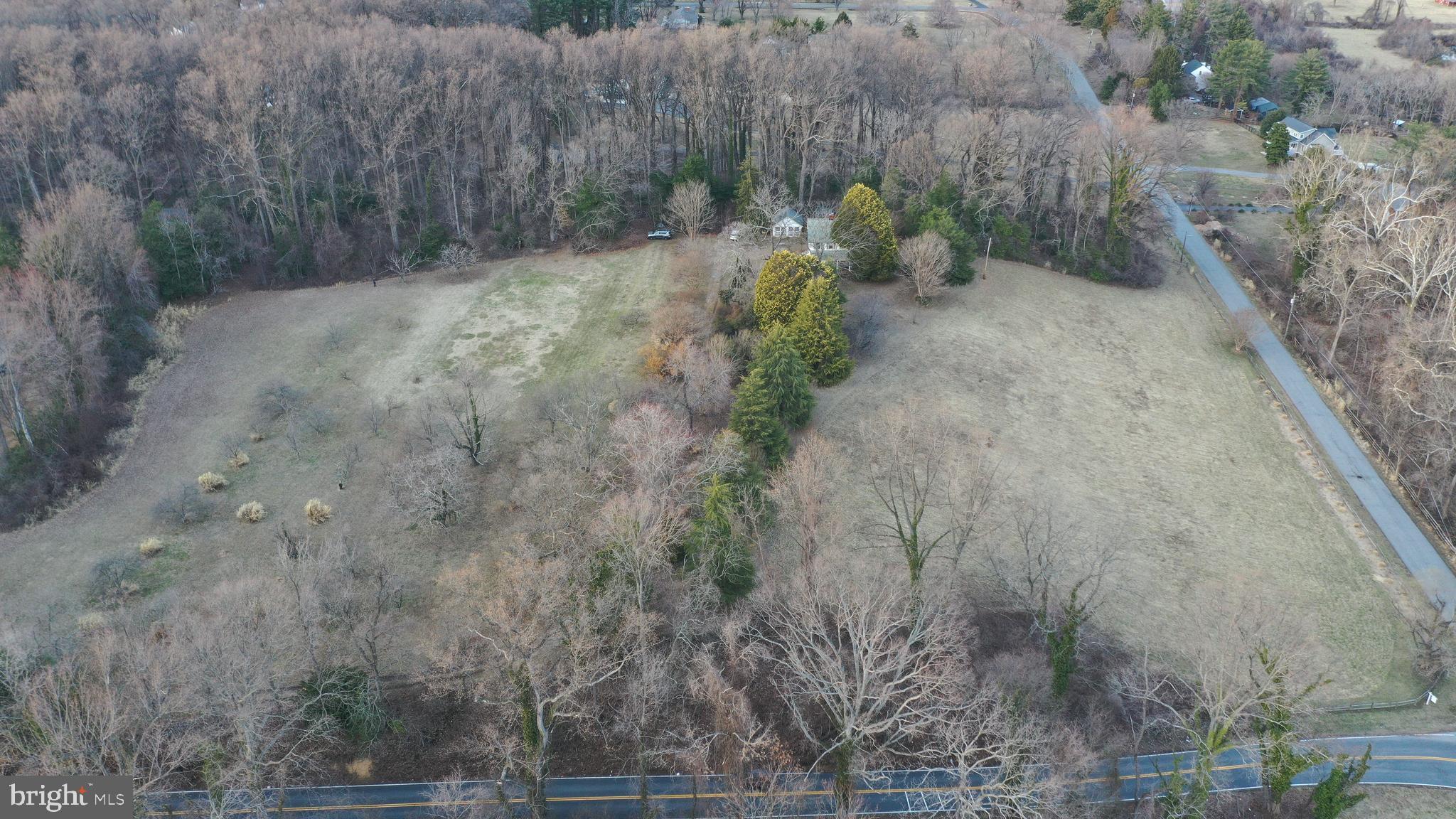 PLEASANT PLAINS - Residential