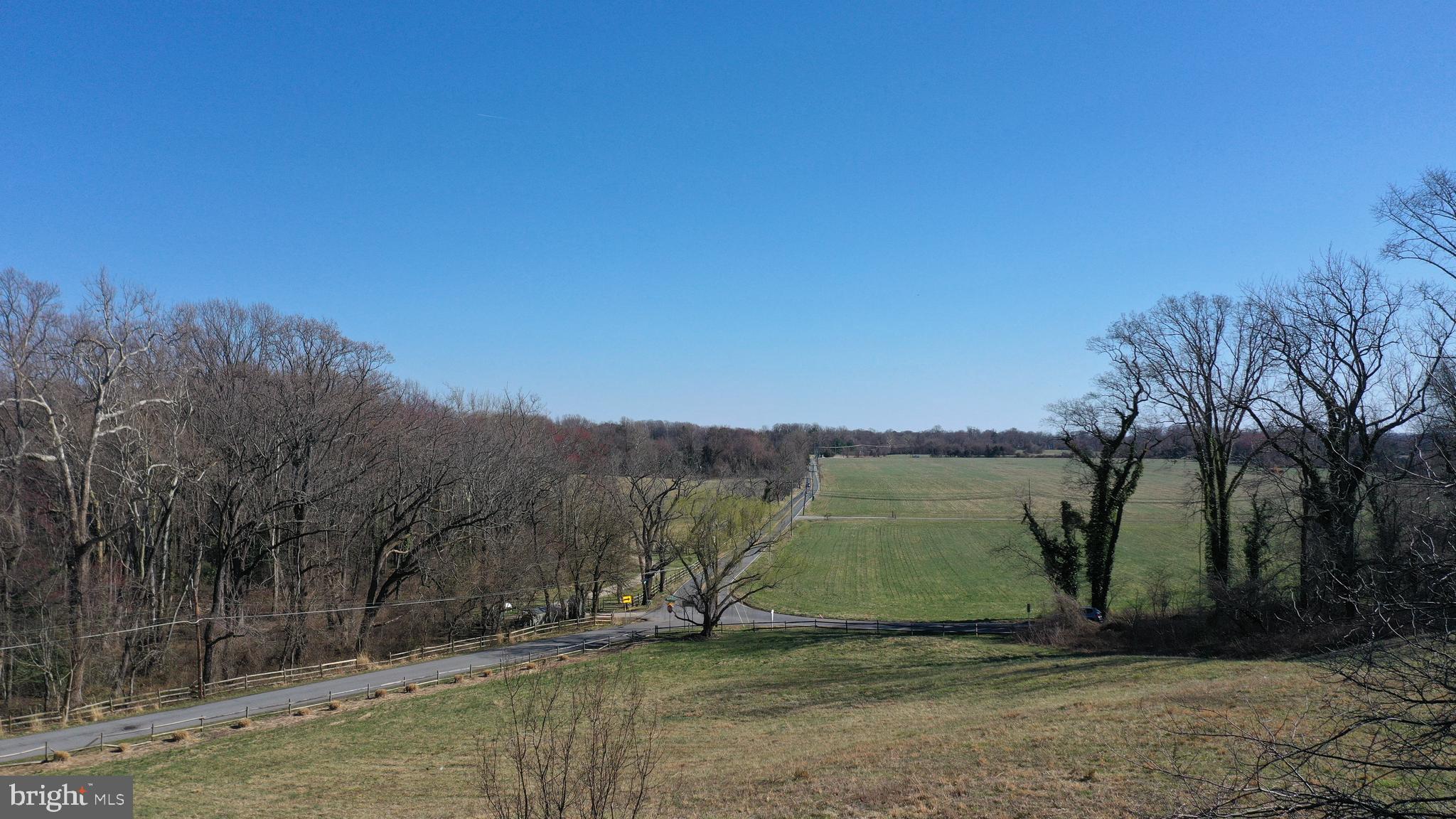 PLEASANT PLAINS - Residential