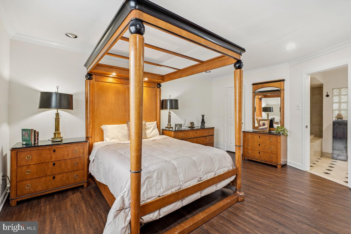 WESTLAKE PARK - Residential