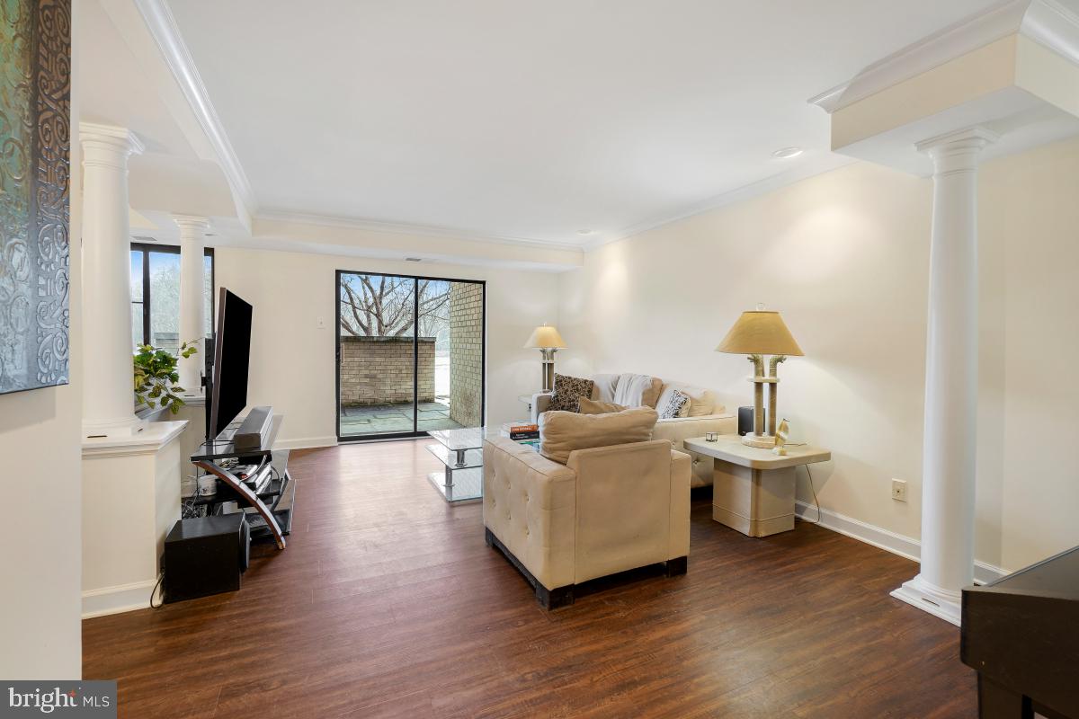 WESTLAKE PARK - Residential