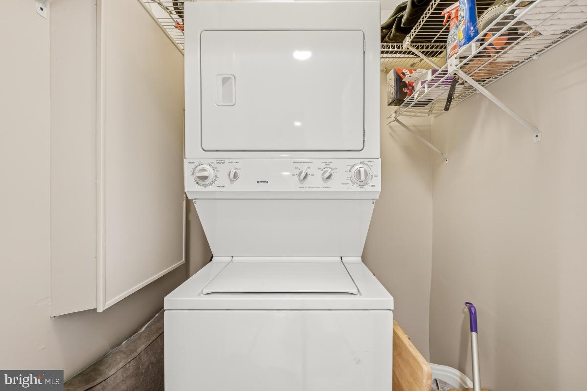 WESTLAKE PARK - Residential