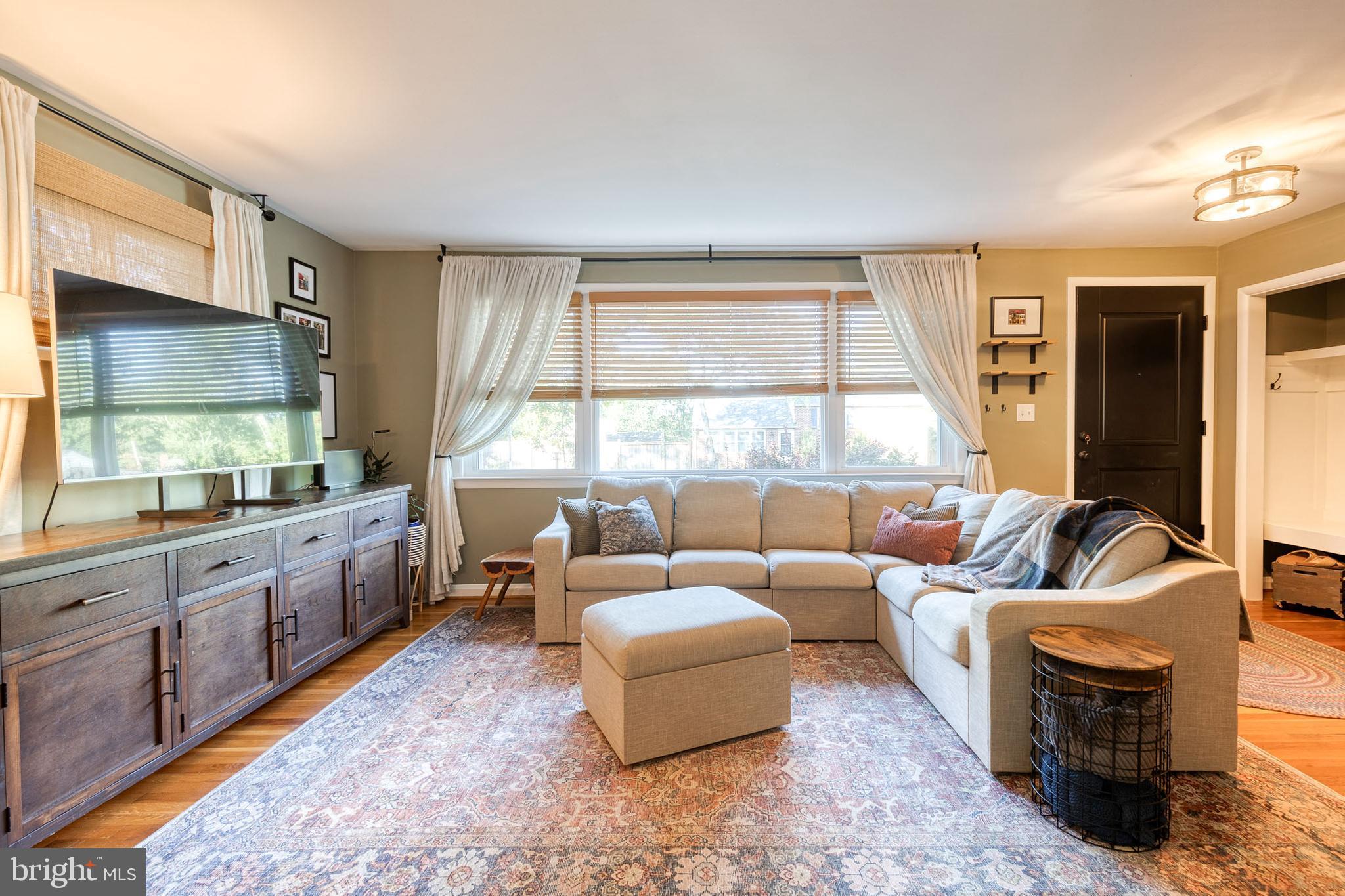 ROLLINGWOOD - Residential