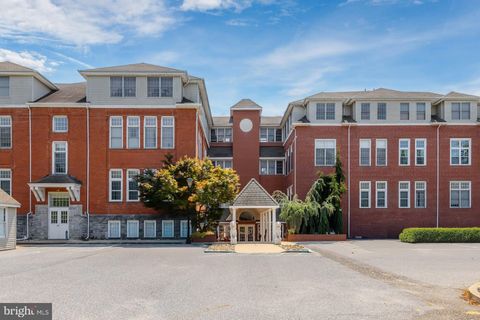 Condo For Sale - 100 Aura Road #206<br/> CLAYTON, NJ 08312