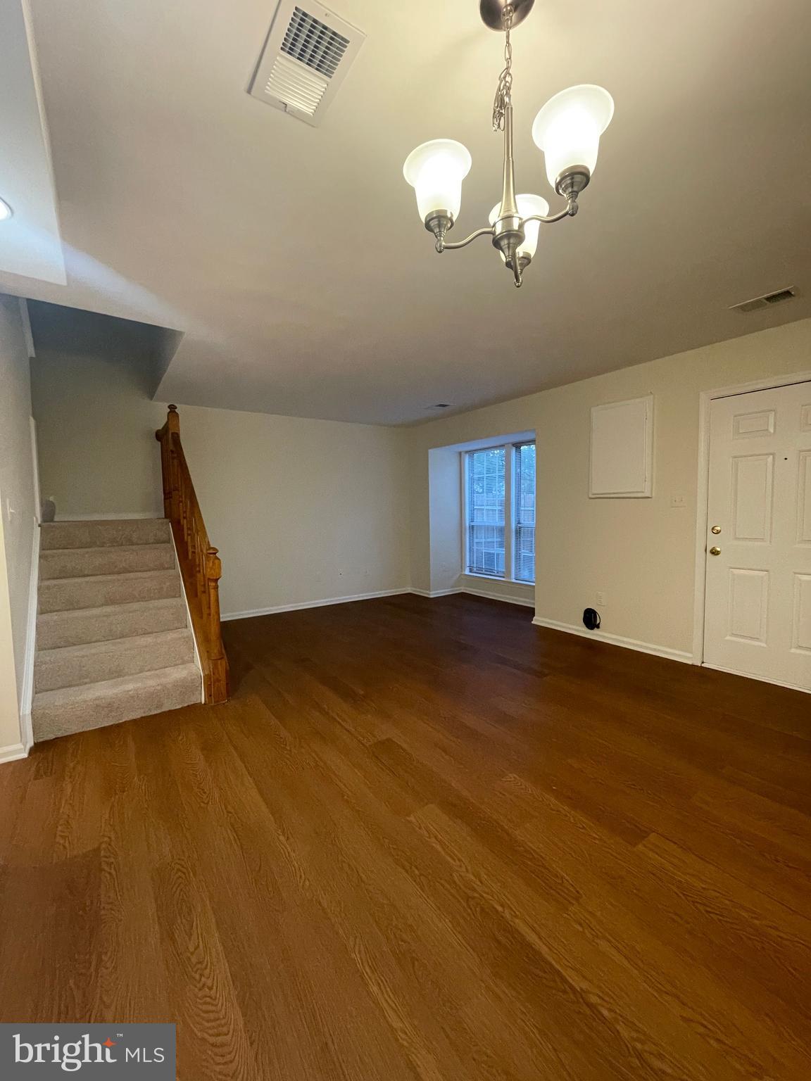 NEWGATE - Residential Lease