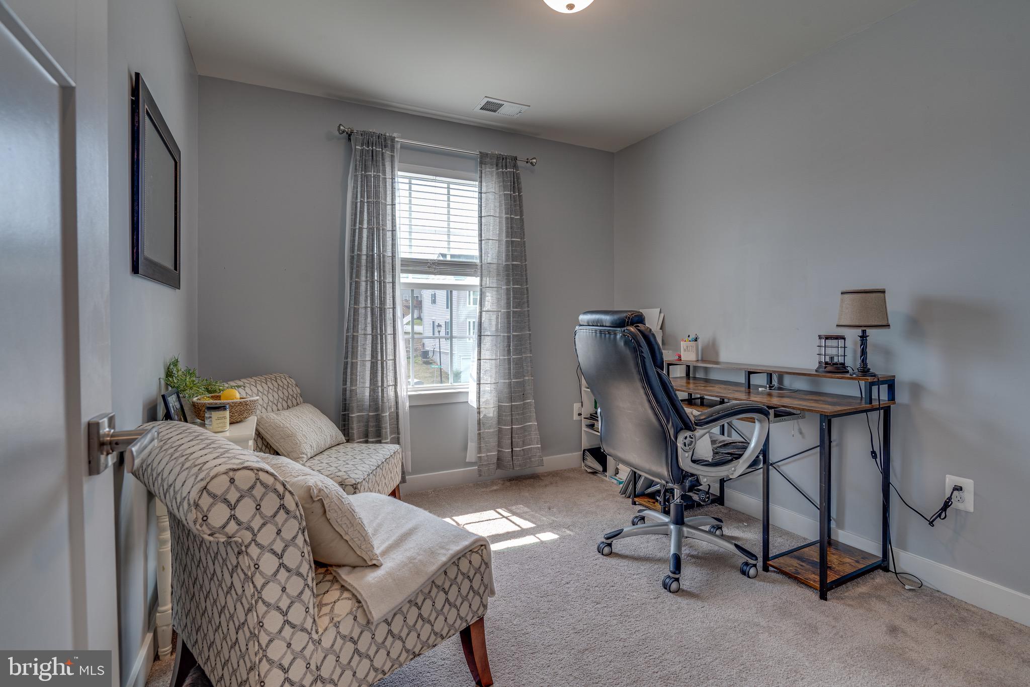 POTOMAC STATION - Residential