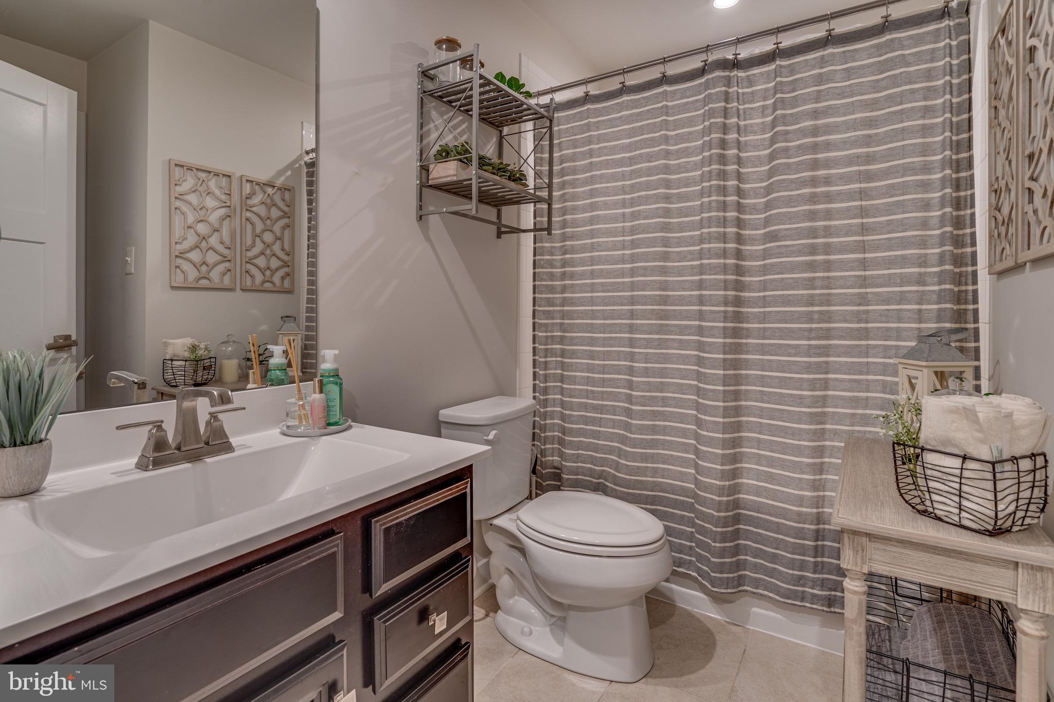 POTOMAC STATION - Residential