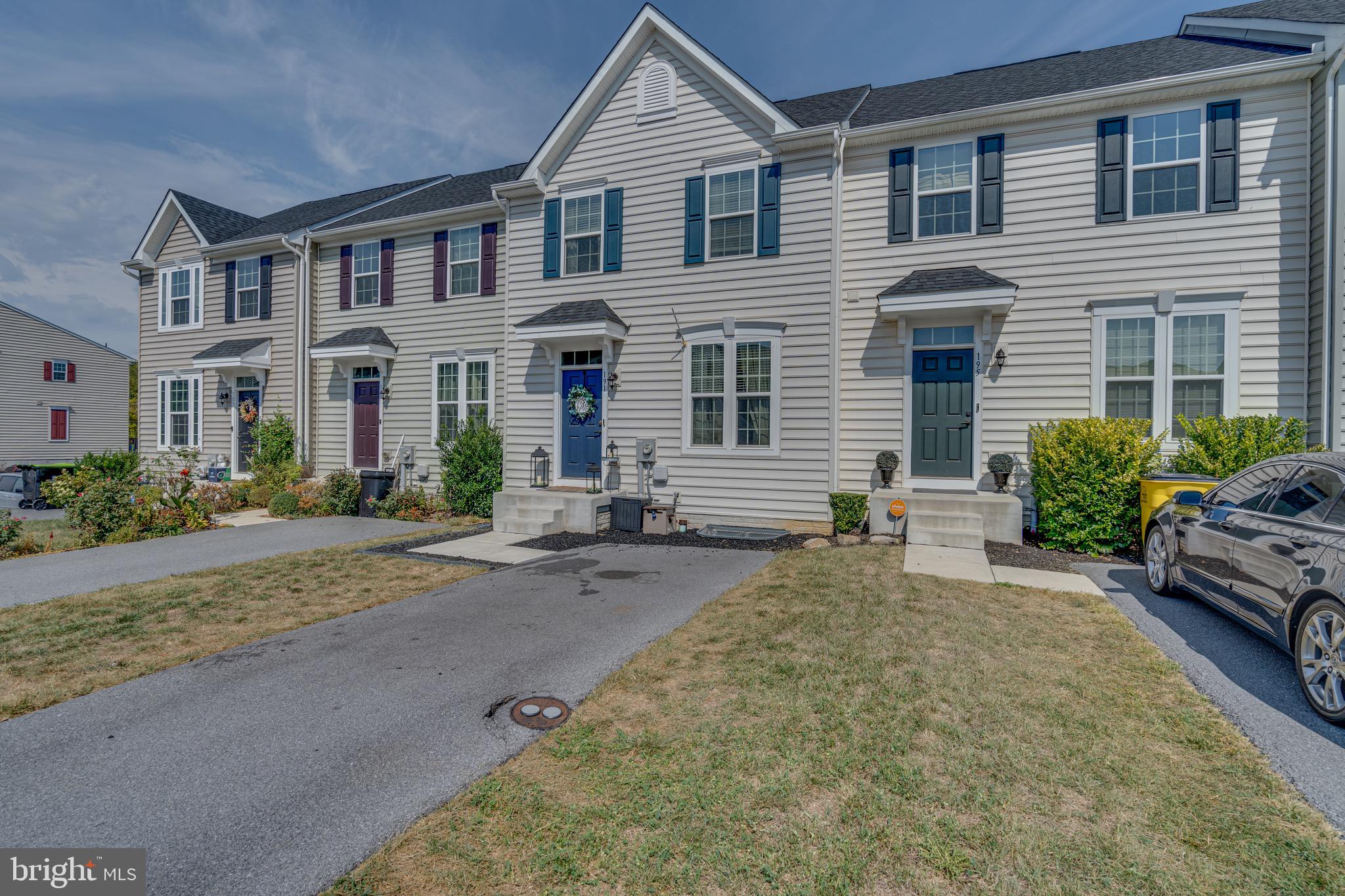 POTOMAC STATION - Residential