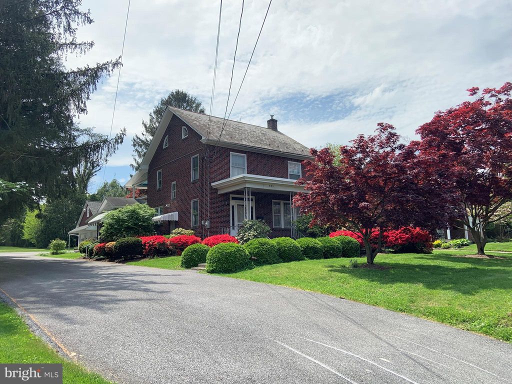 Photo of 972 W Main Street, Ephrata, PA 17522 (MLS # PALA2050508)