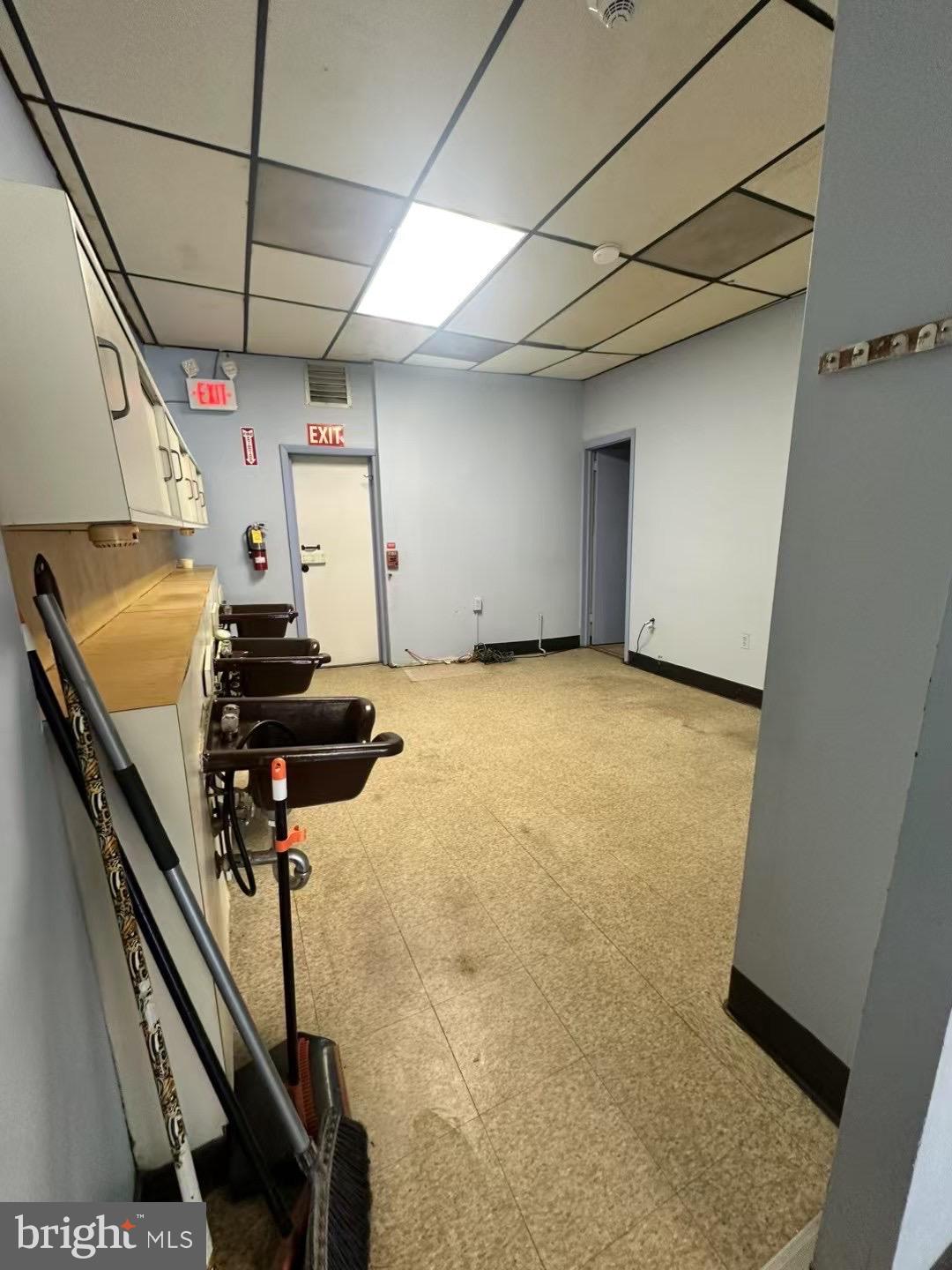 MAYFAIR - Commercial Sale