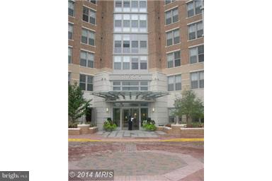 CARLTON HOUSE - Residential