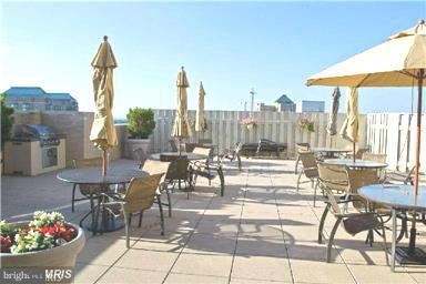 CARLTON HOUSE - Residential