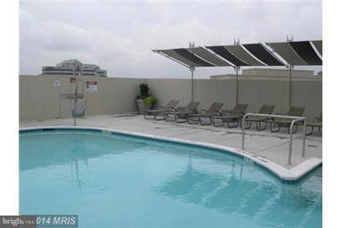 CARLTON HOUSE - Residential