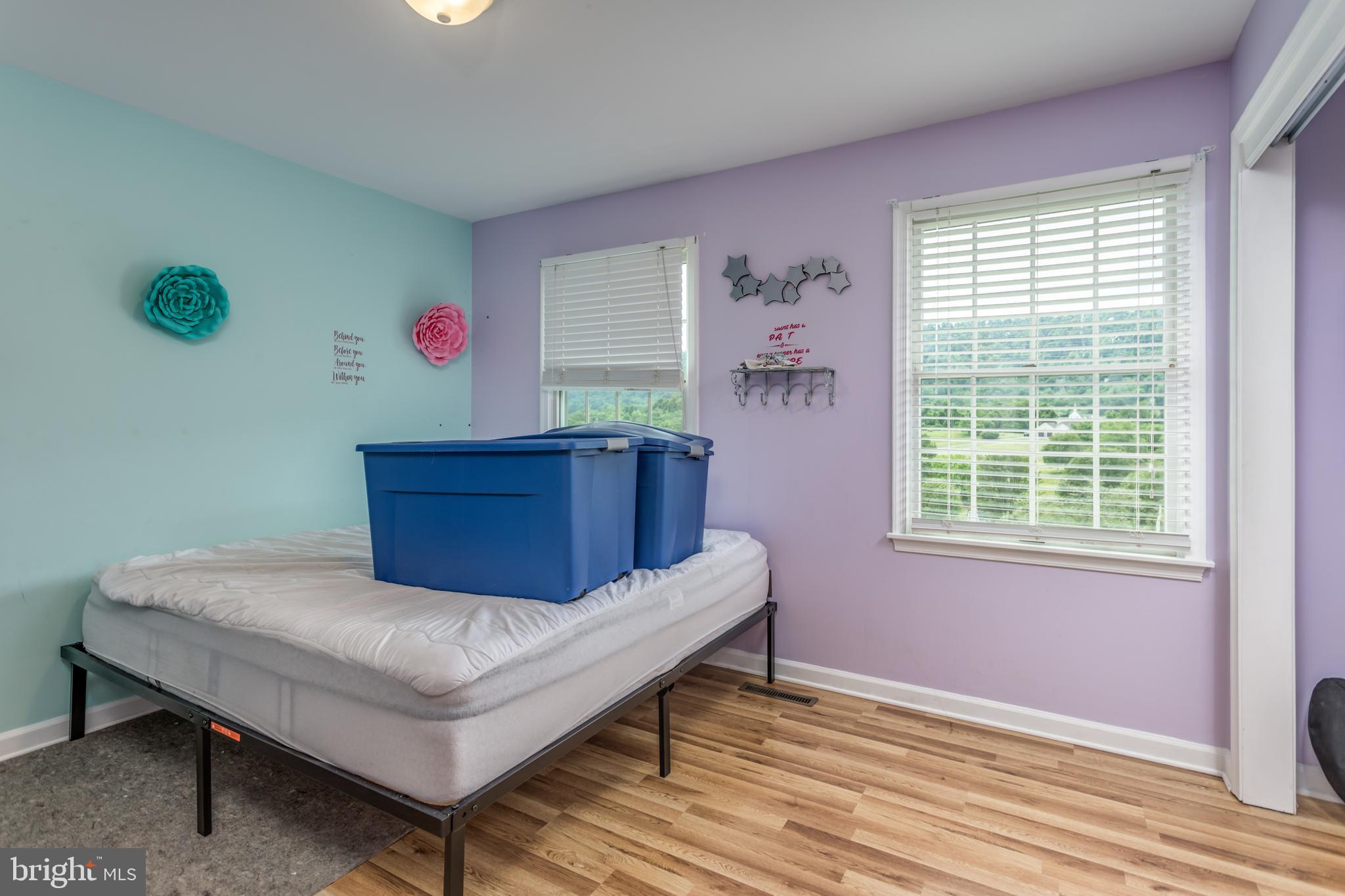 DUCHESS ESTATES - Residential