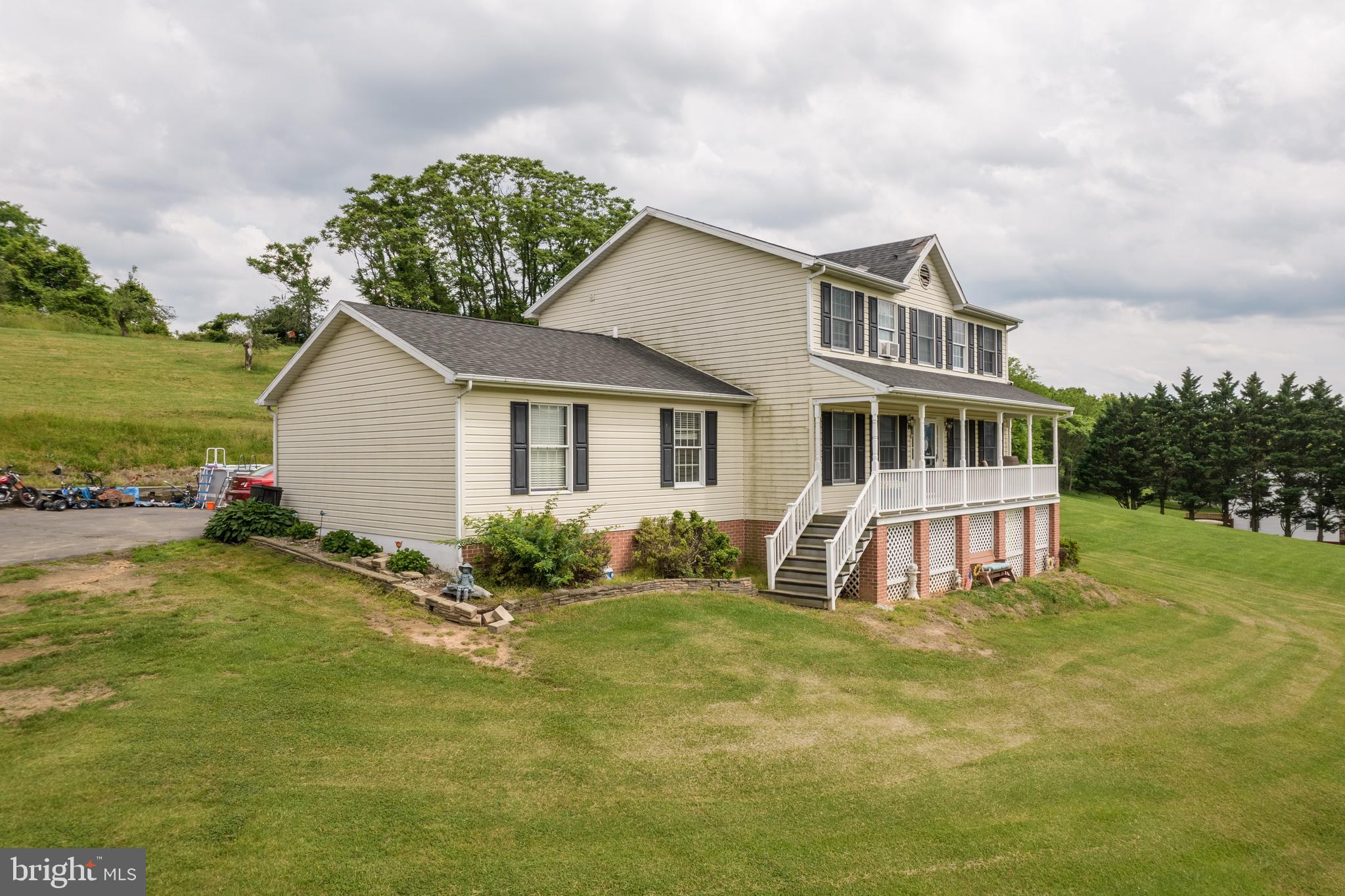 DUCHESS ESTATES - Residential