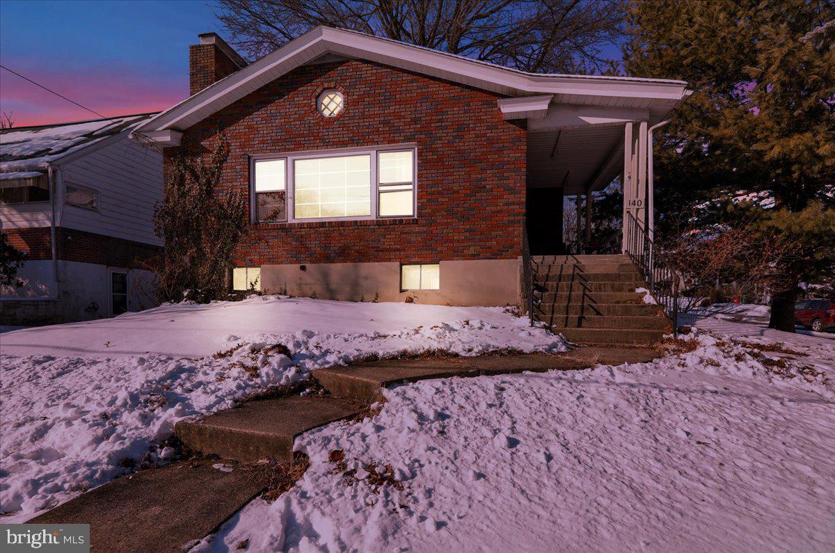 MOHNTON LAWN - Residential