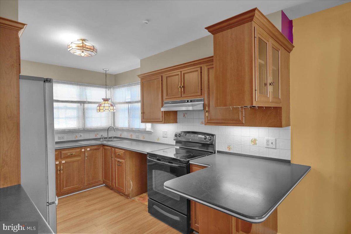 MOHNTON LAWN - Residential