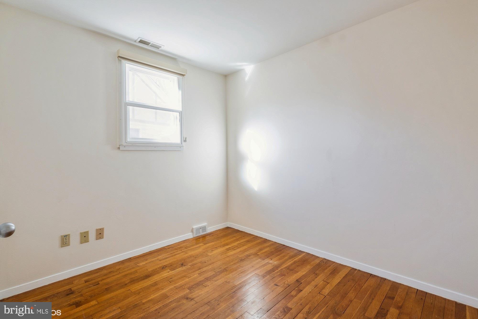 ROCK CREEK PALISADES - Residential