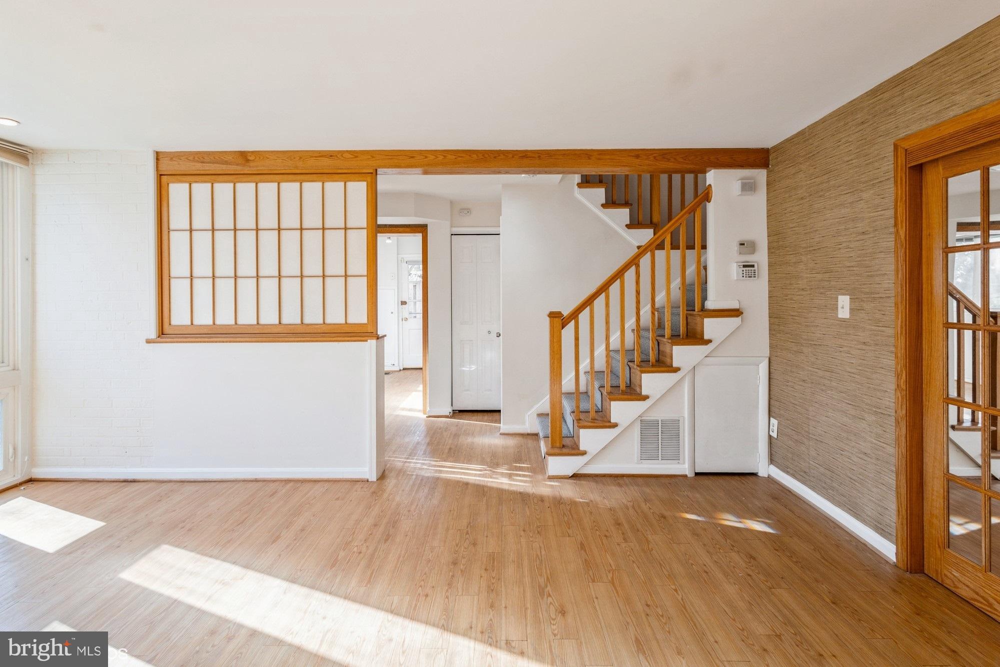 ROCK CREEK PALISADES - Residential