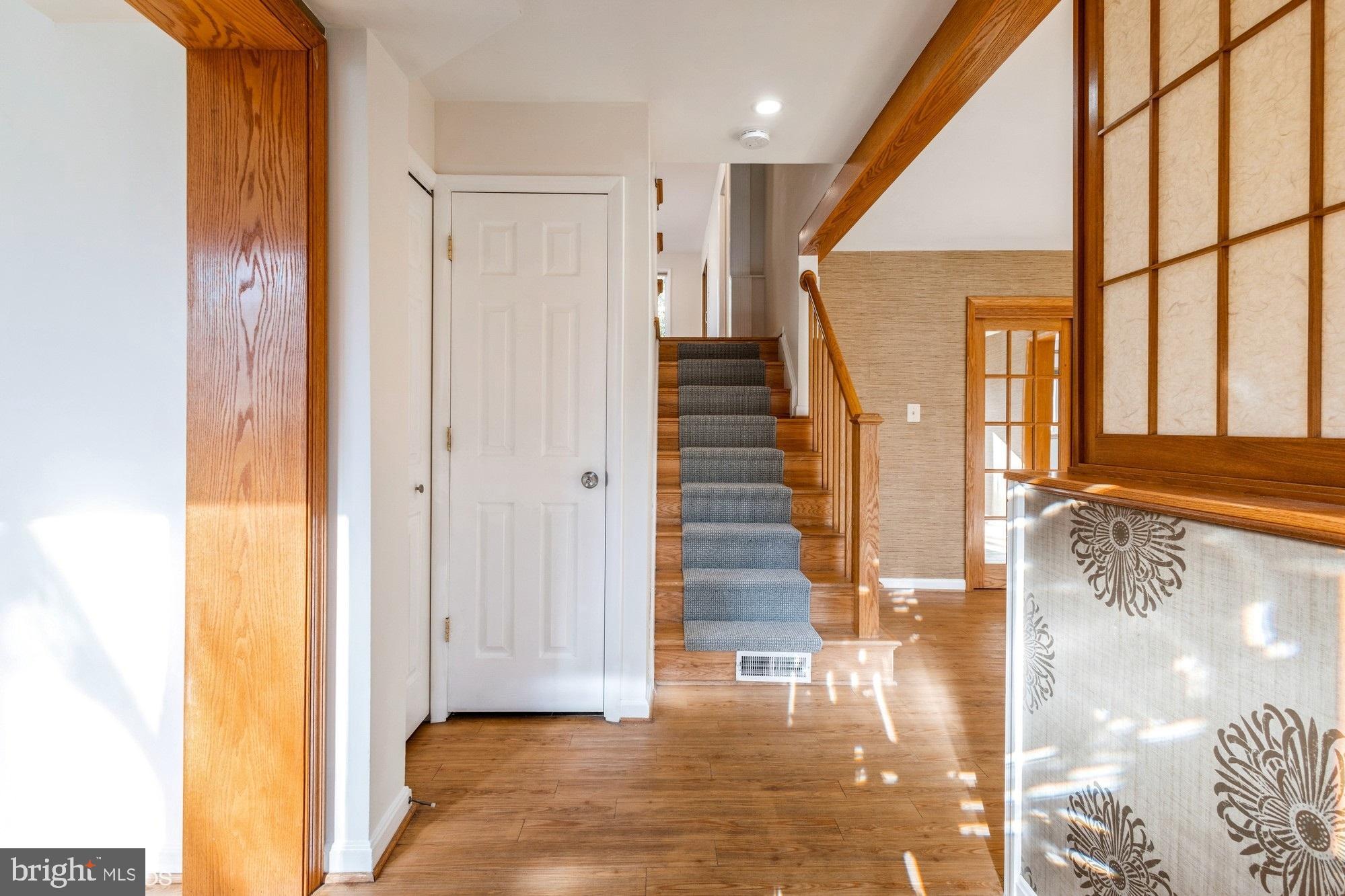 ROCK CREEK PALISADES - Residential