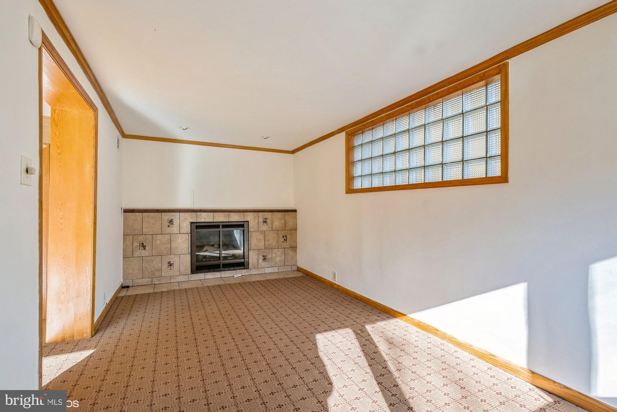 ROCK CREEK PALISADES - Residential