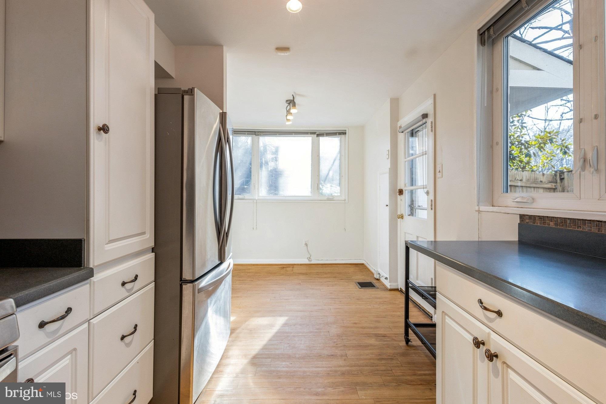 ROCK CREEK PALISADES - Residential