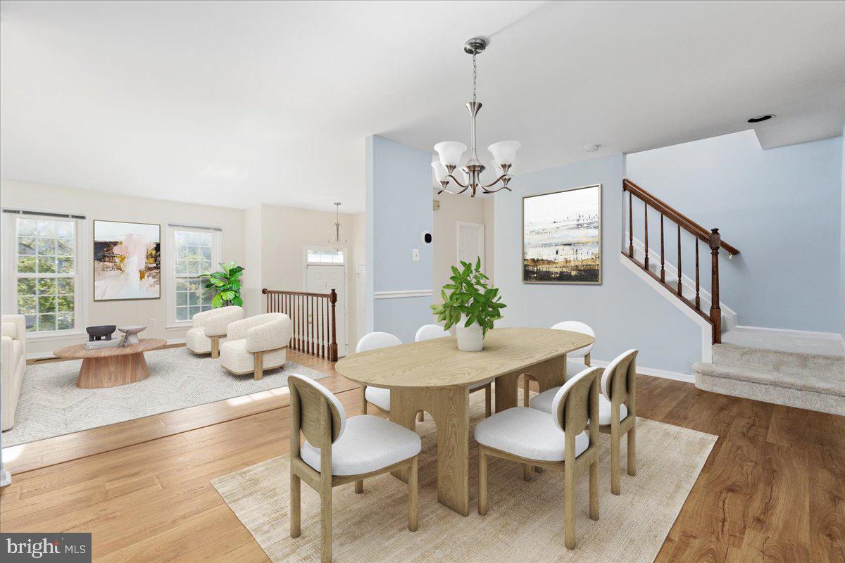 6 LOGANWOOD COURT
