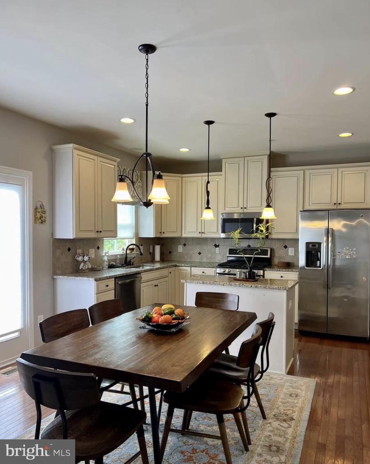 HARBOR STATION - Residential Lease