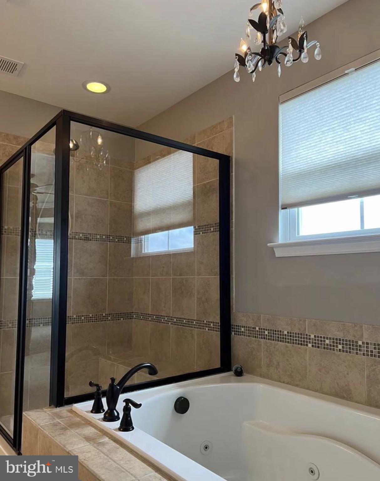 HARBOR STATION - Residential Lease