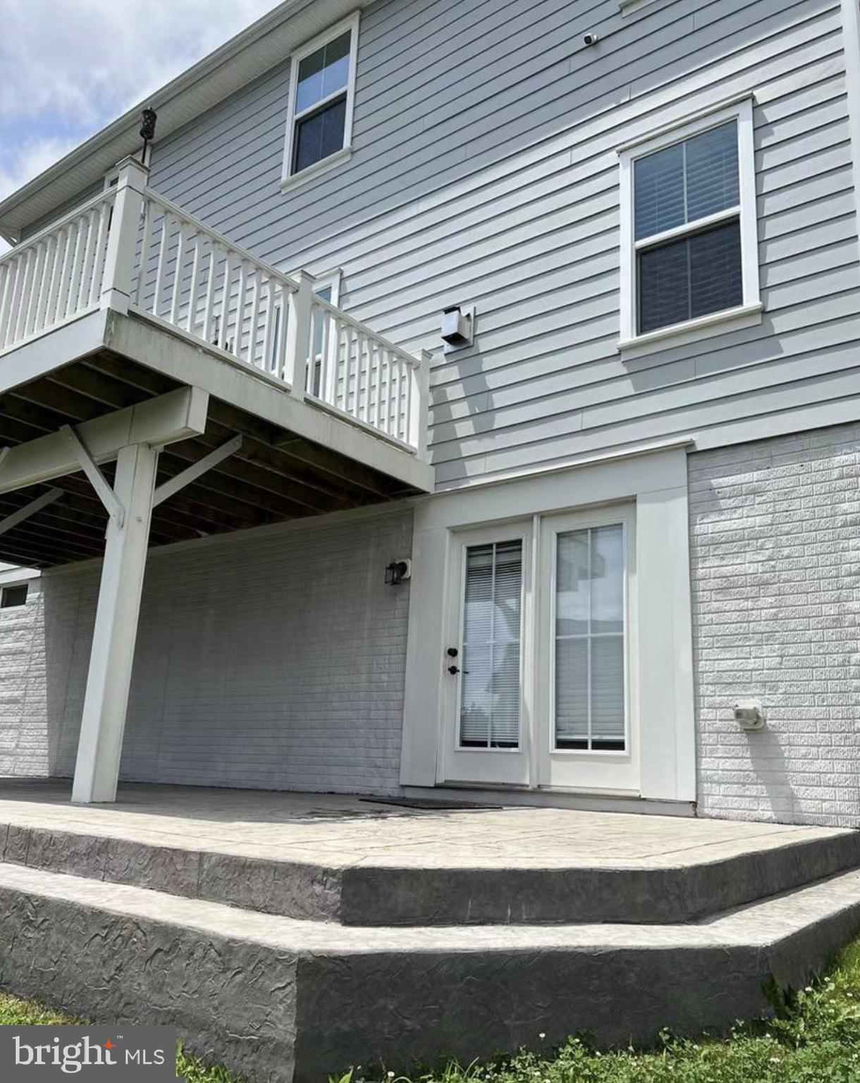 HARBOR STATION - Residential Lease