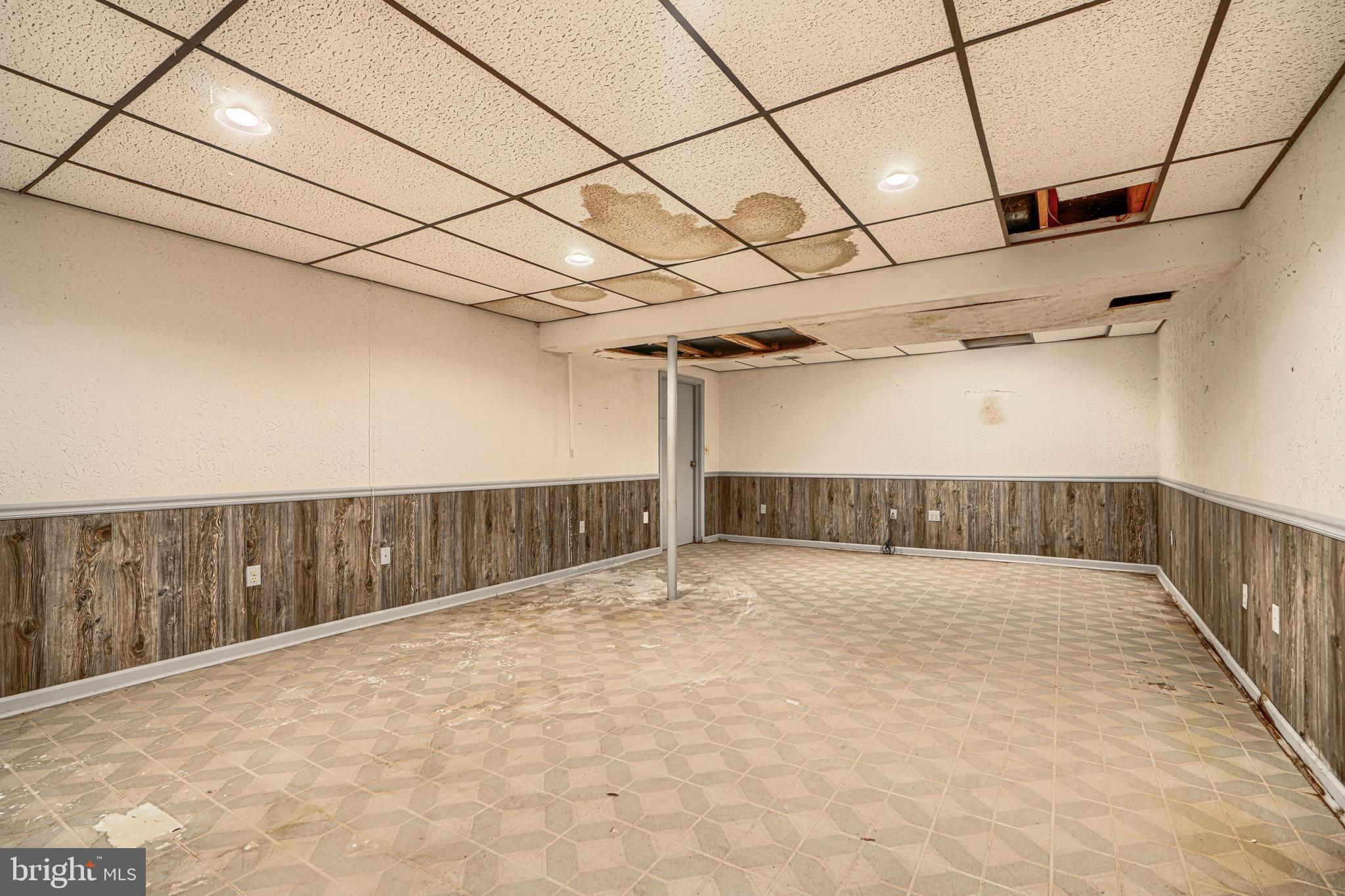 UNIONTOWN - Residential