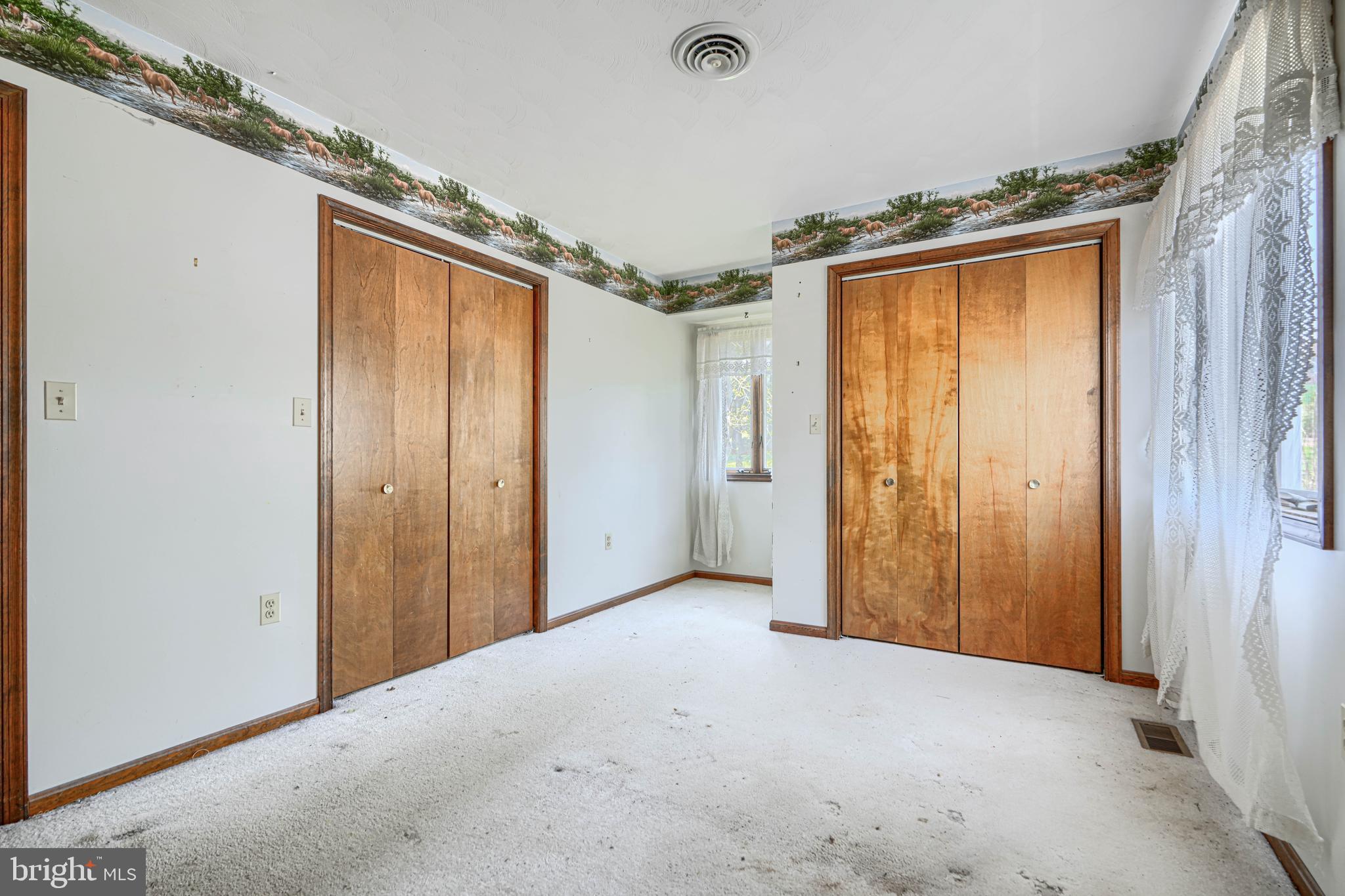 UNIONTOWN - Residential