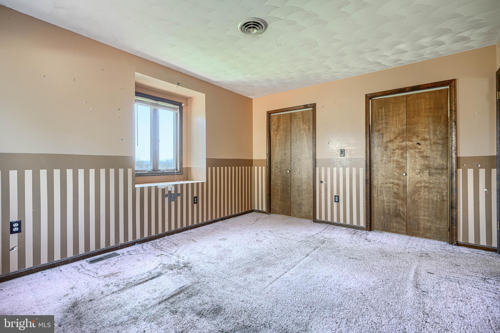 UNIONTOWN - Residential