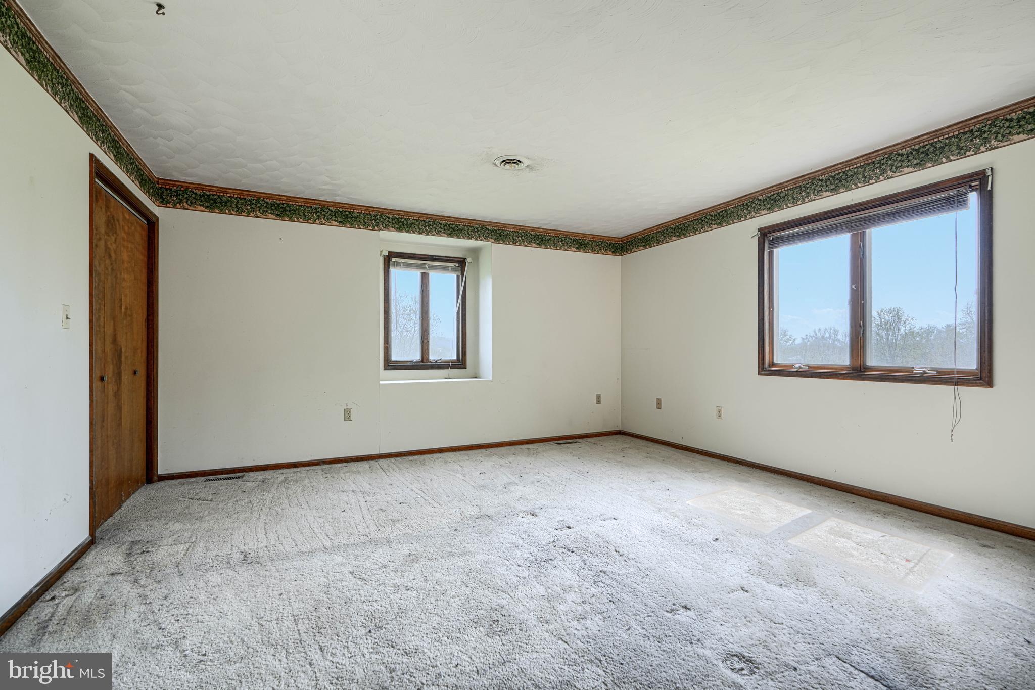 UNIONTOWN - Residential