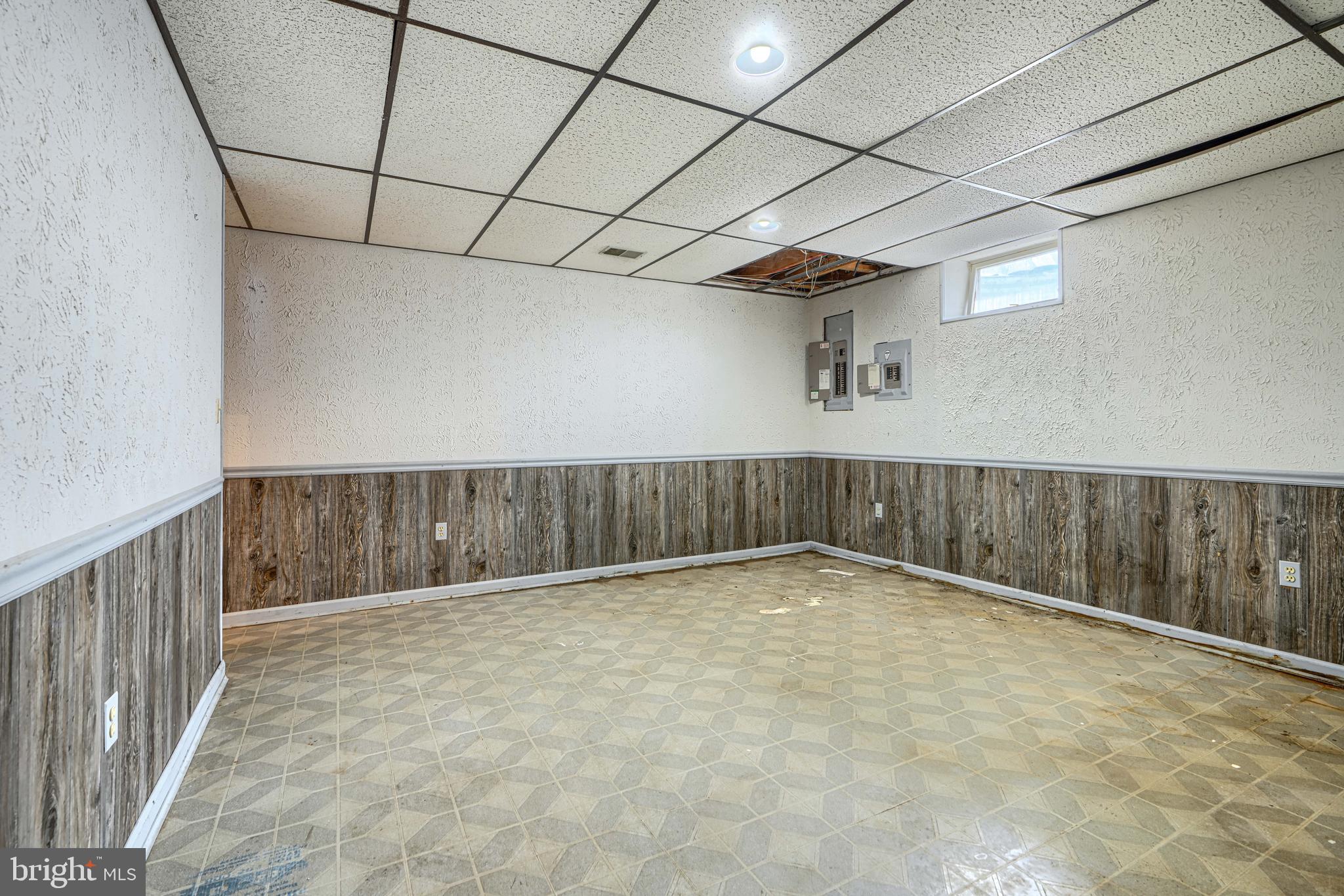 UNIONTOWN - Residential