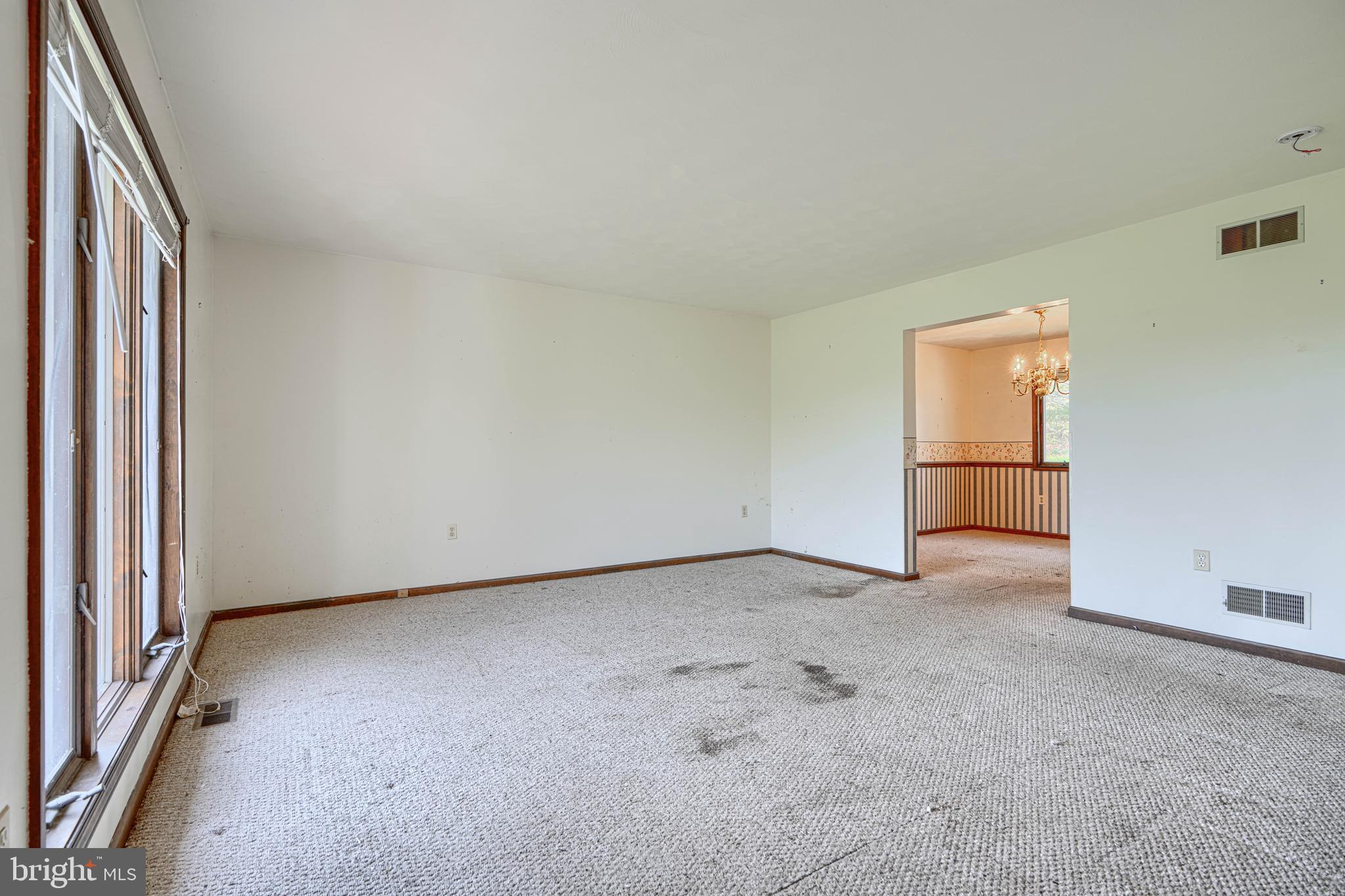 UNIONTOWN - Residential