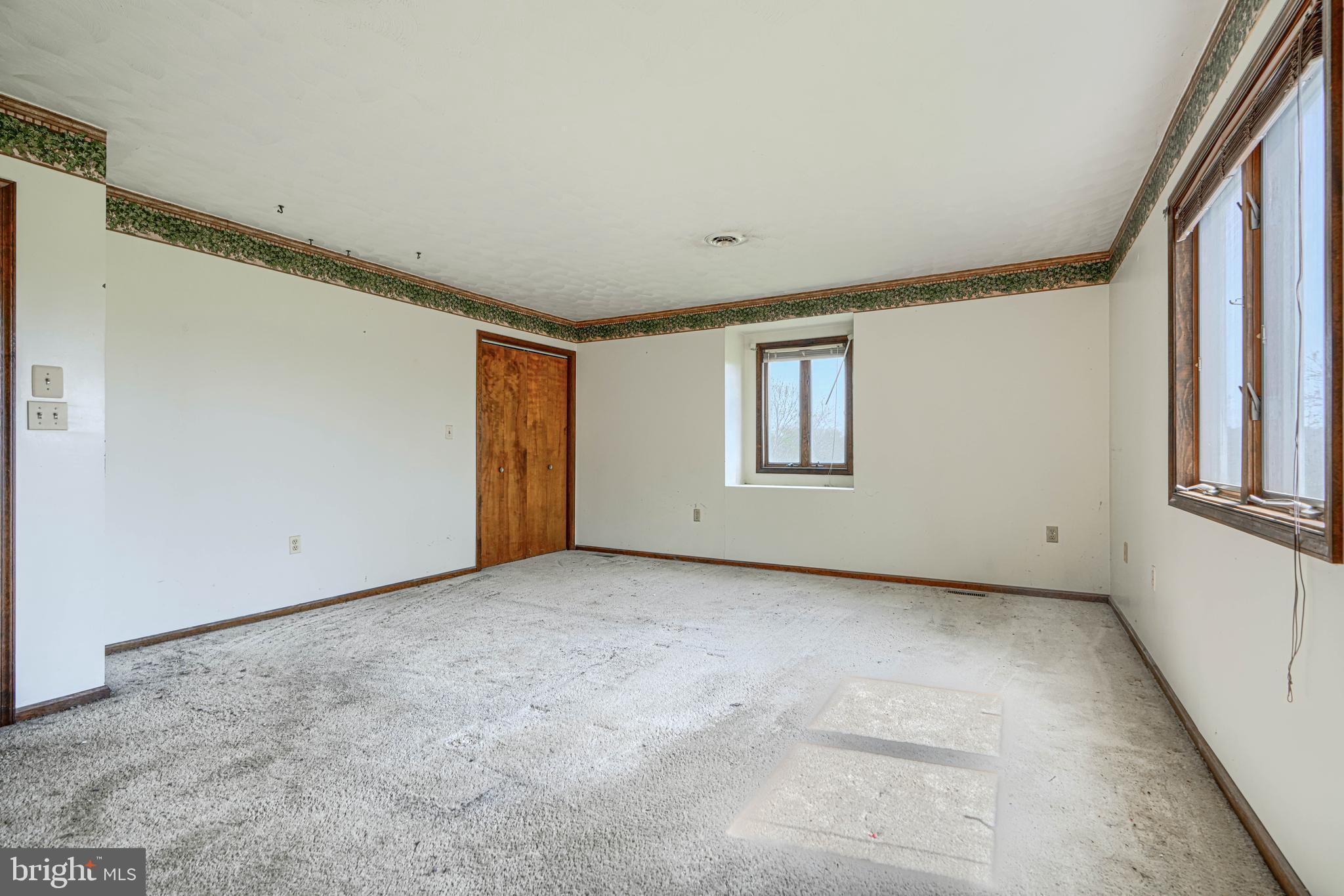 UNIONTOWN - Residential