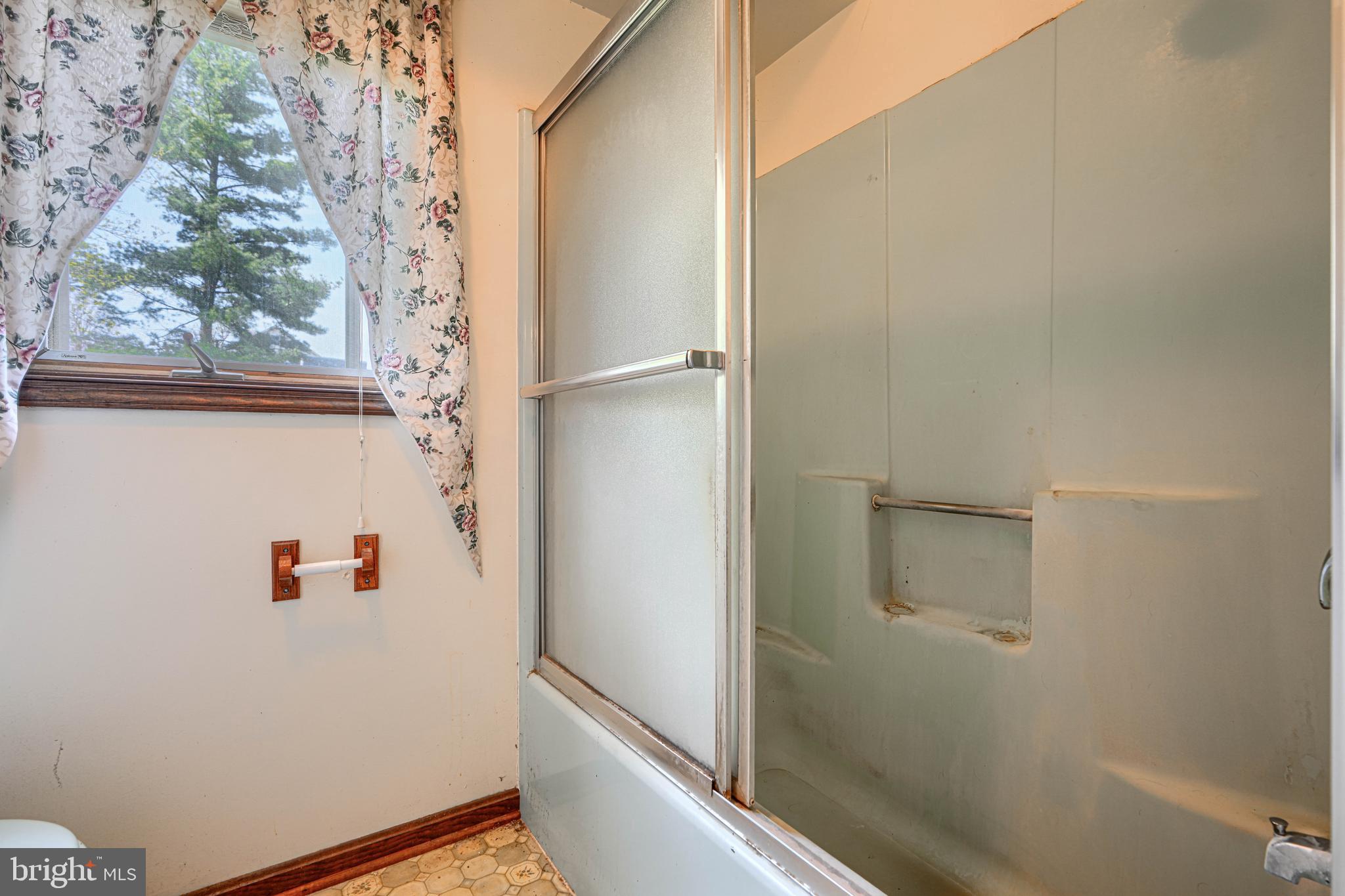 UNIONTOWN - Residential