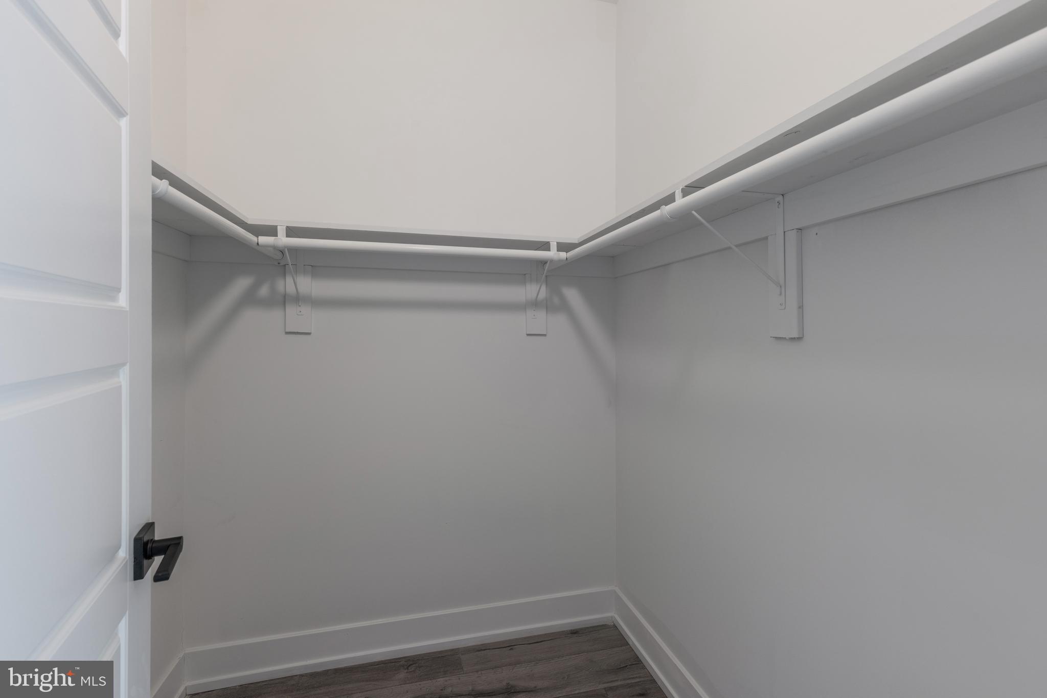 WEST KENSINGTON - Residential