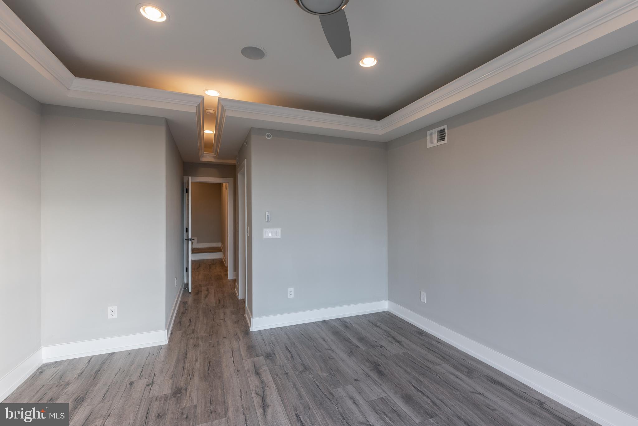 WEST KENSINGTON - Residential