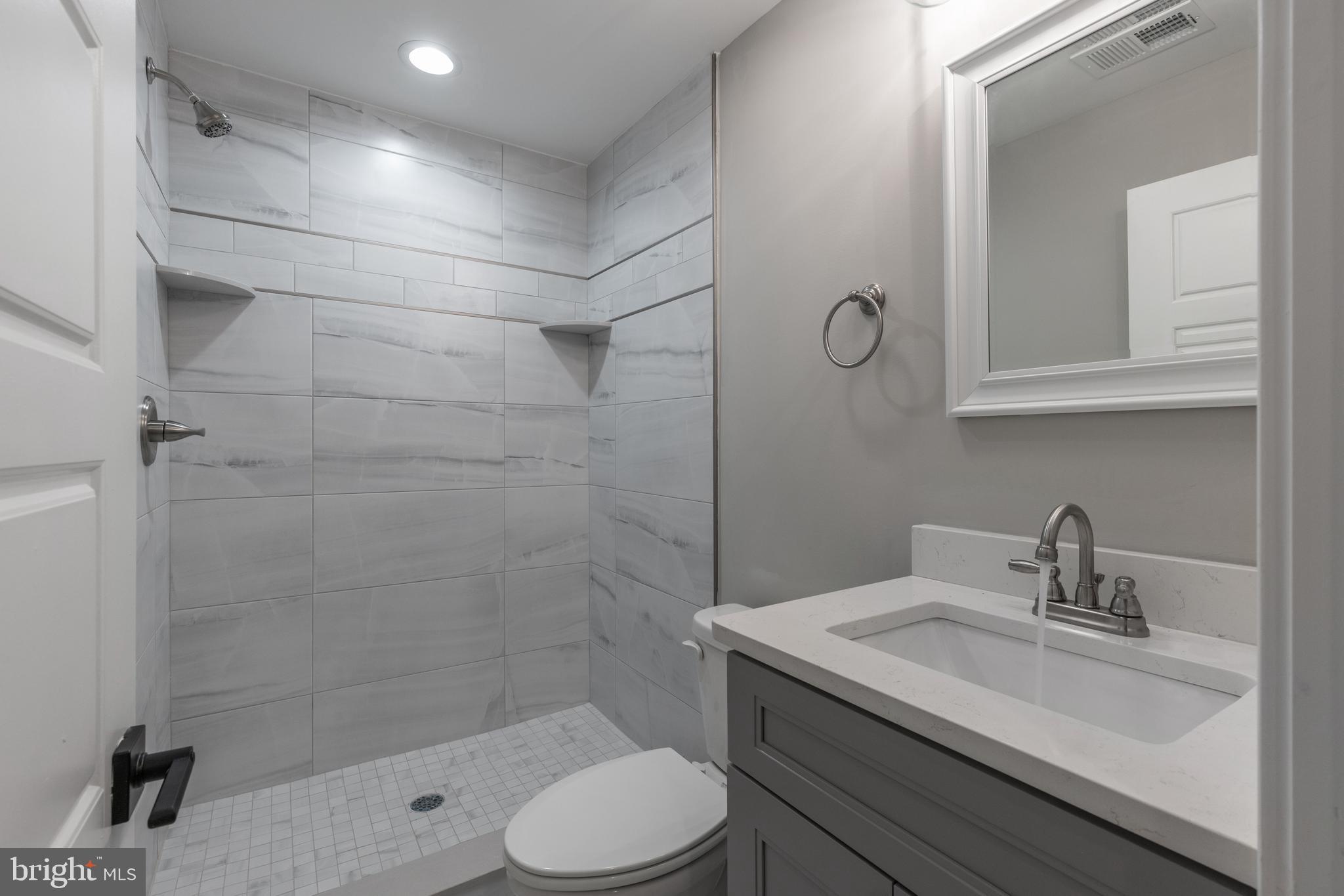 WEST KENSINGTON - Residential