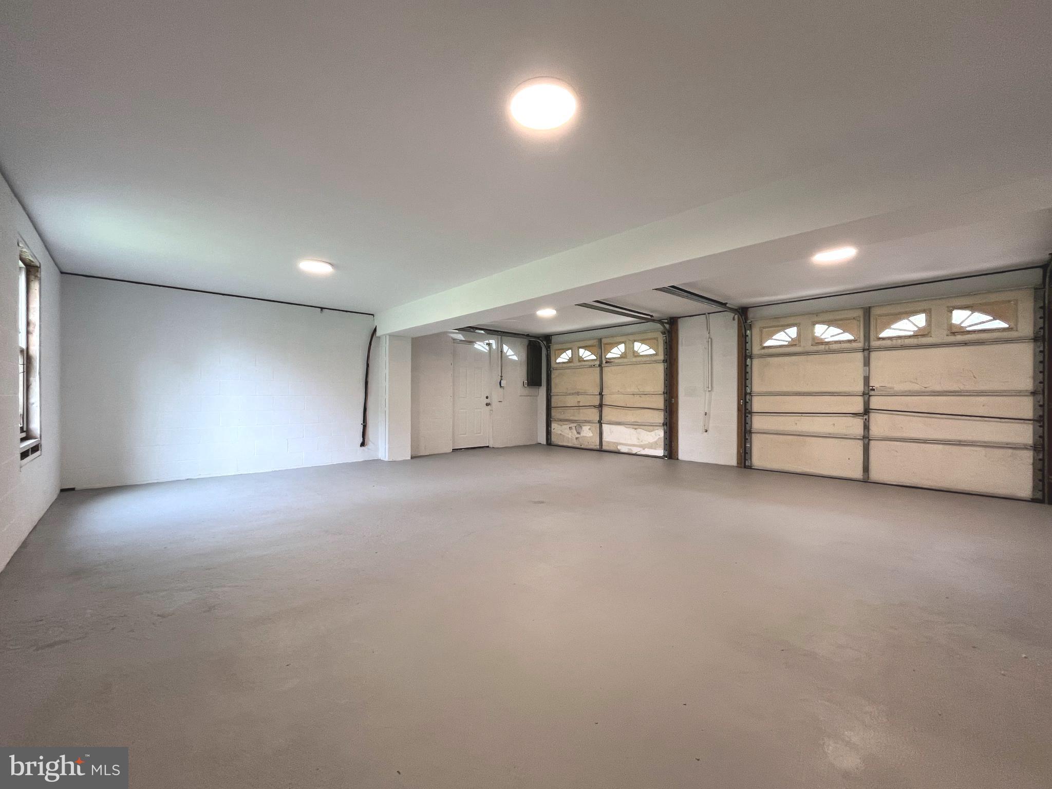 CHAPLINE'S CHOICE - Residential