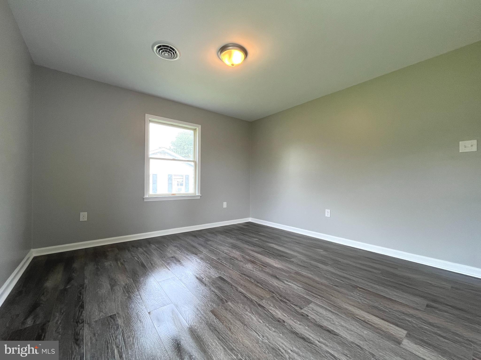 CHAPLINE'S CHOICE - Residential