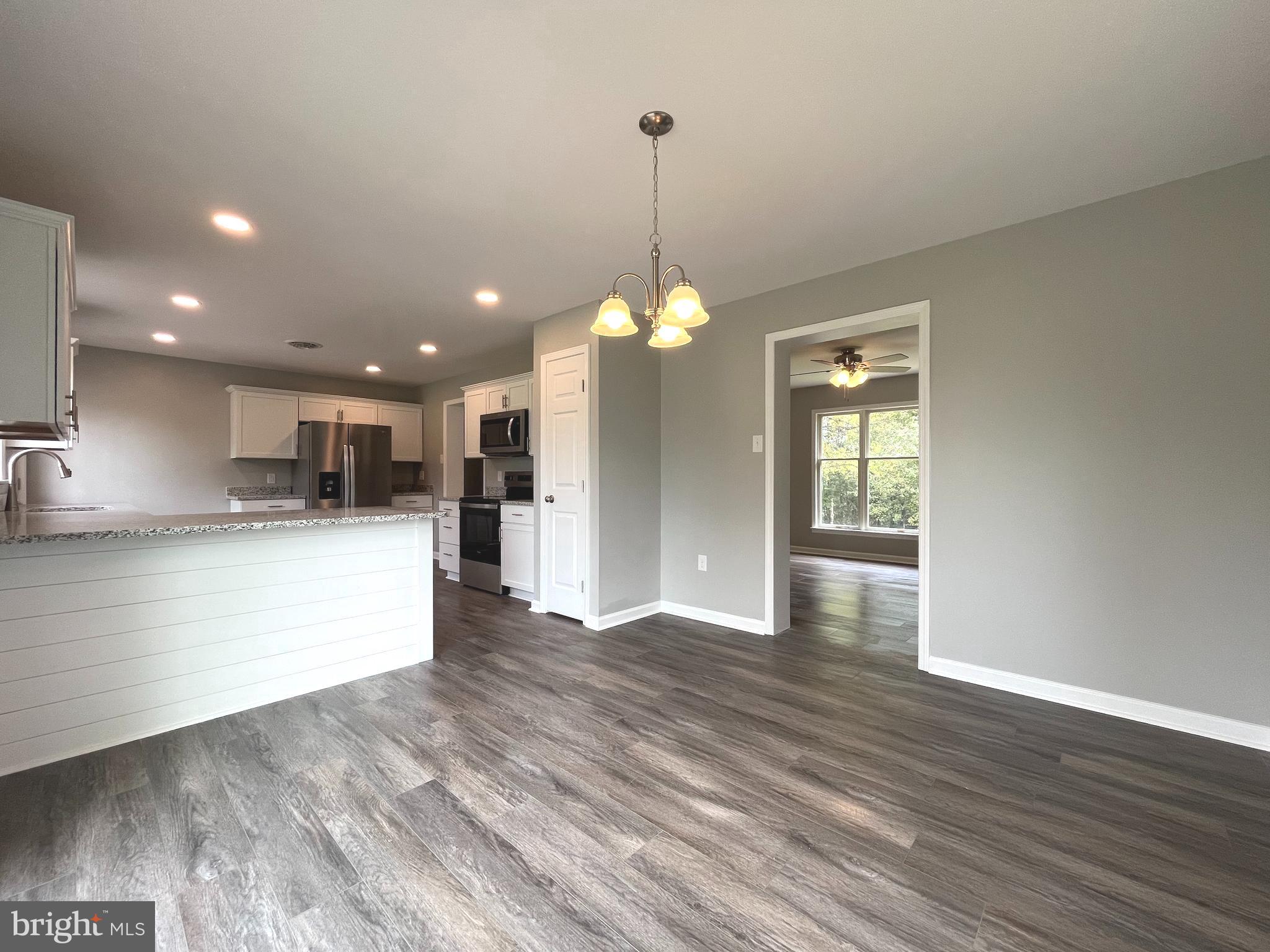 CHAPLINE'S CHOICE - Residential