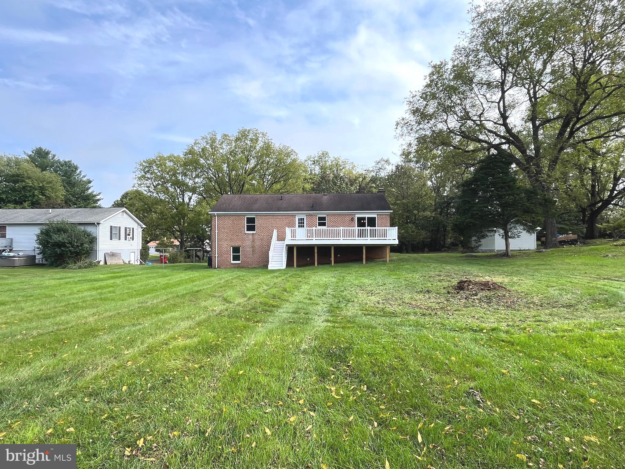 CHAPLINE'S CHOICE - Residential