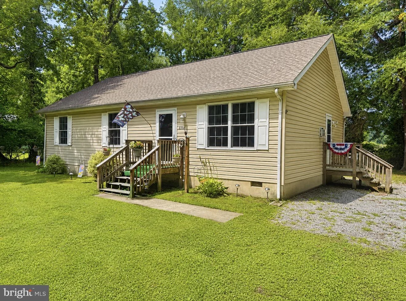 8706 Elm Road