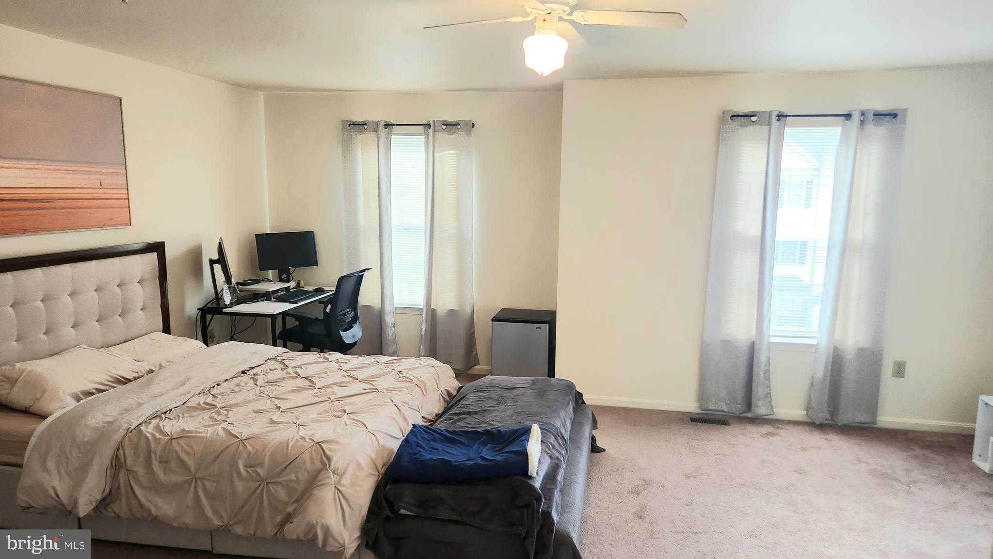 SEVEN OAKS - Residential Lease