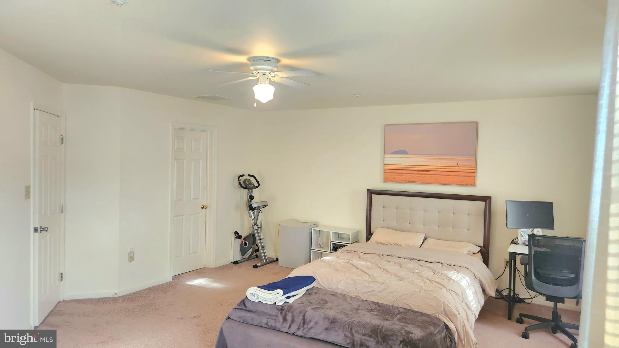 SEVEN OAKS - Residential Lease