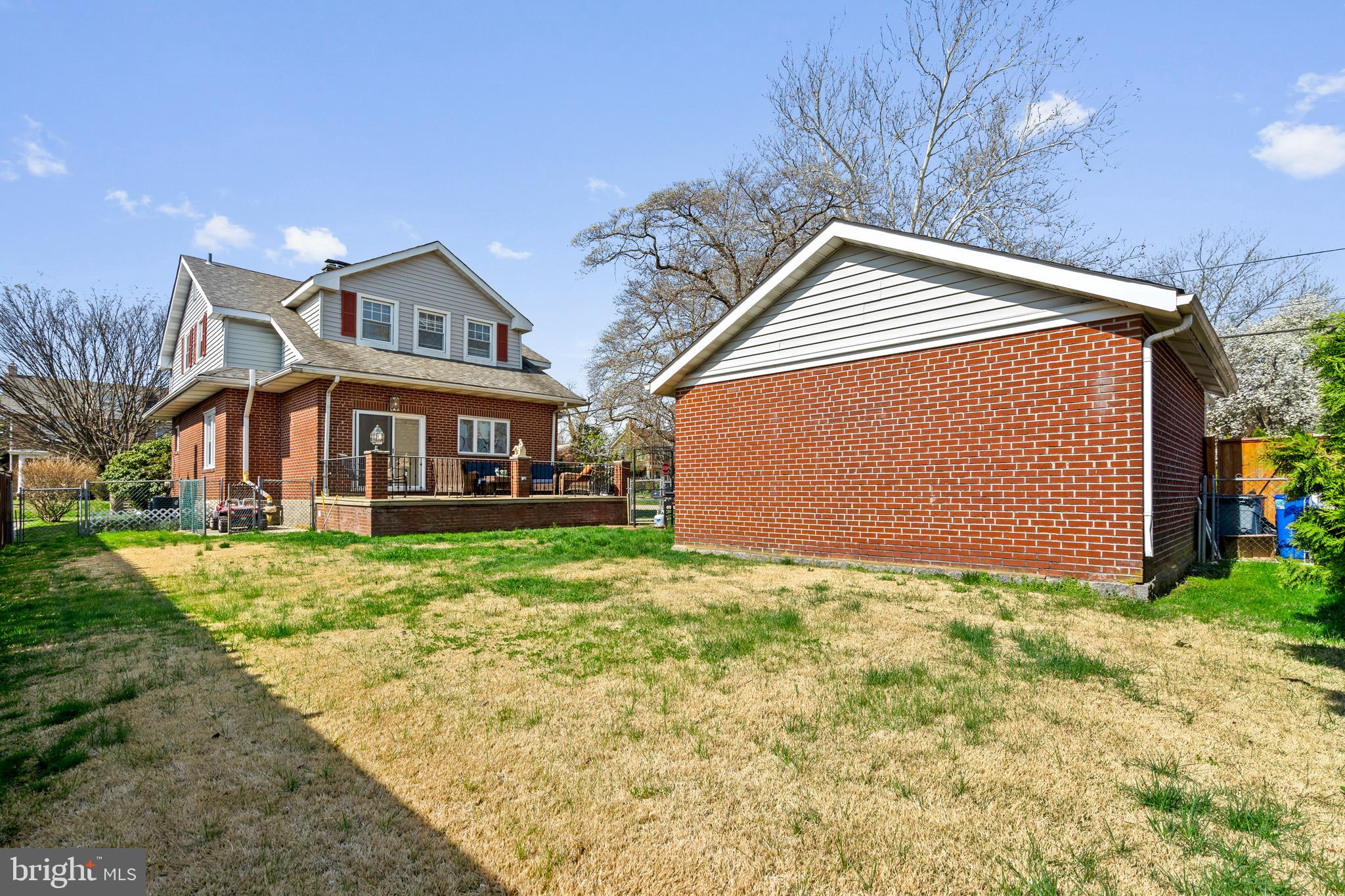 BUSTLETON - Residential