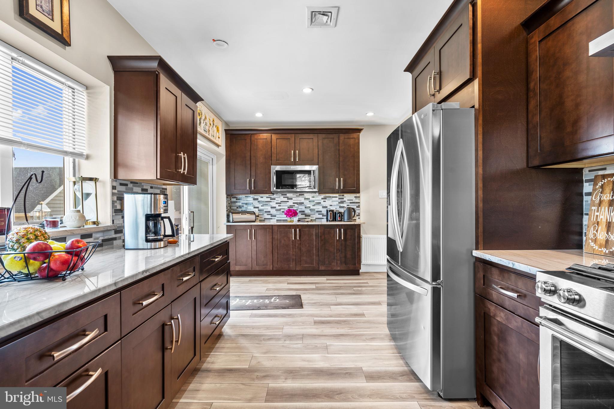 BUSTLETON - Residential