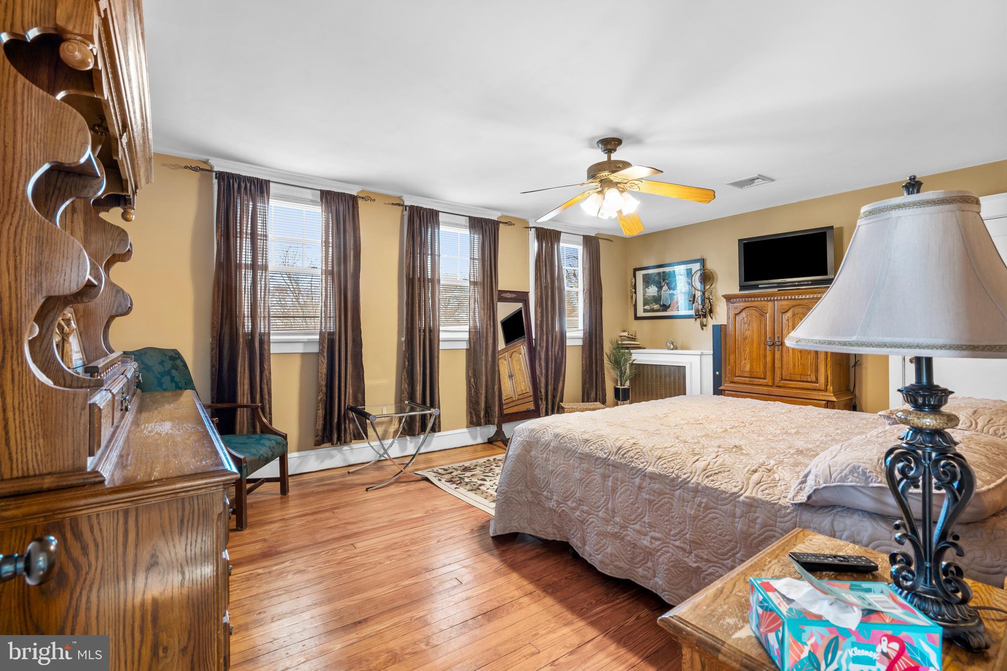 BUSTLETON - Residential